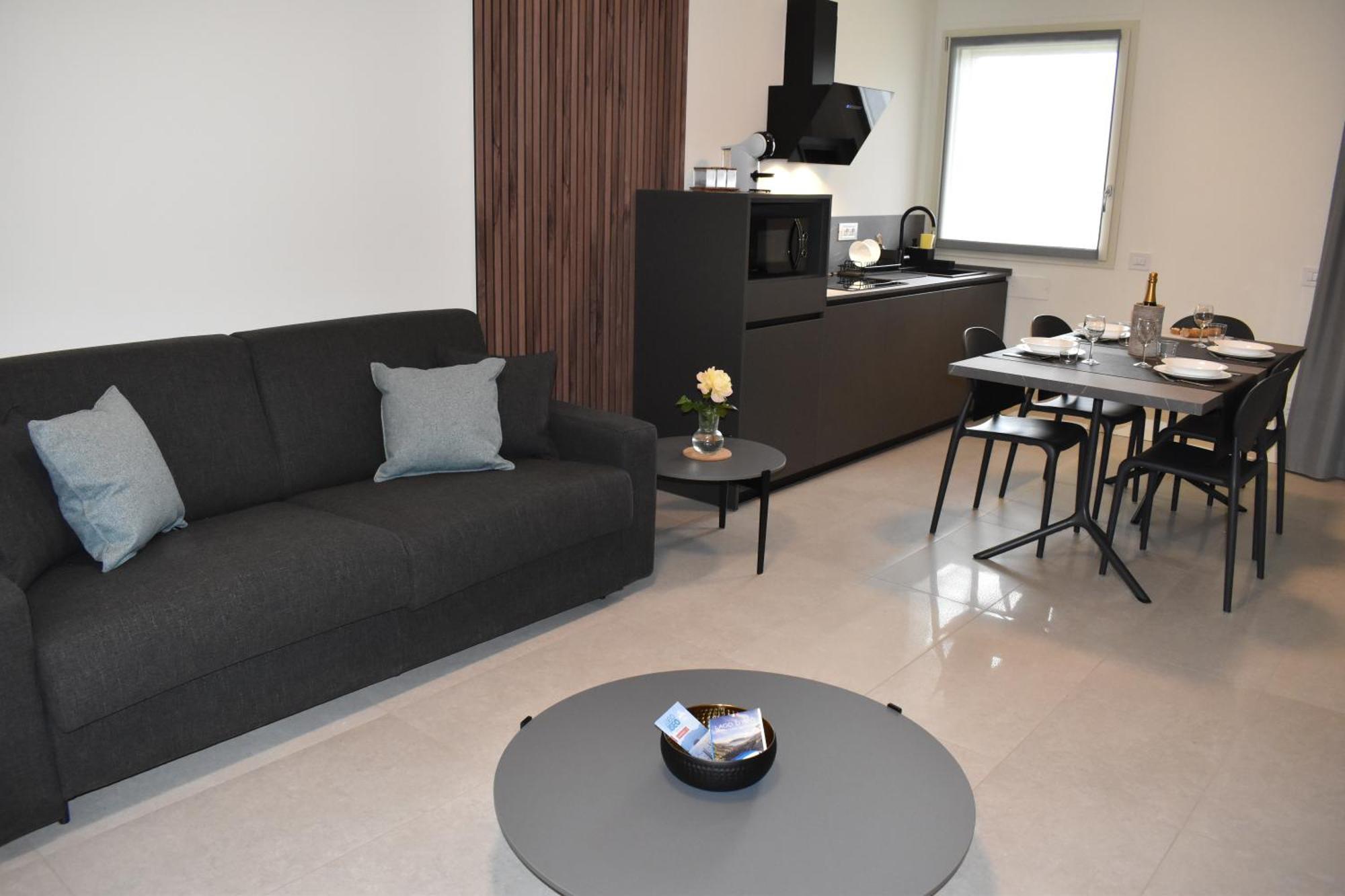 Apartamento Baia Delle Rose Via Roma 111 Costa Volpino Exterior foto