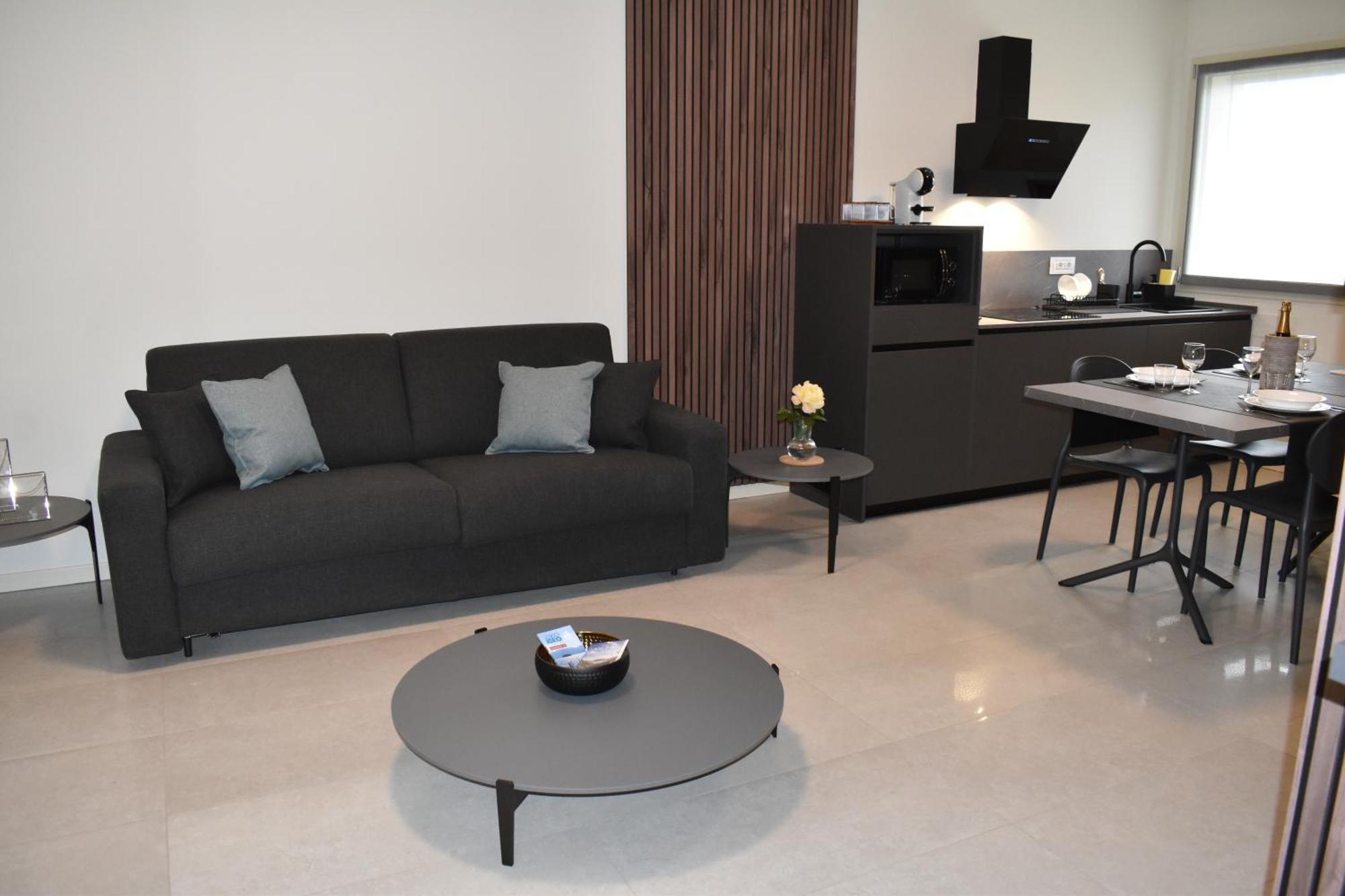 Apartamento Baia Delle Rose Via Roma 111 Costa Volpino Habitación foto