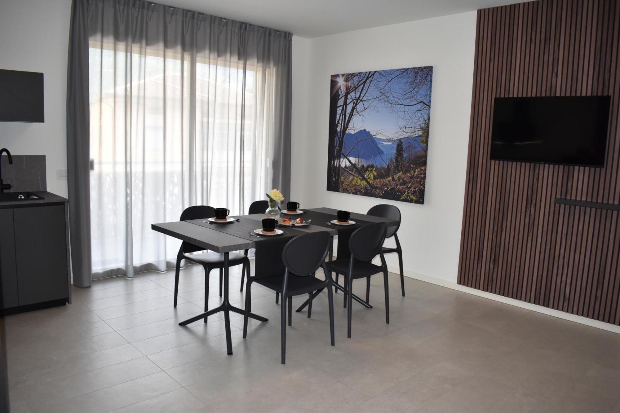 Apartamento Baia Delle Rose Via Roma 111 Costa Volpino Exterior foto